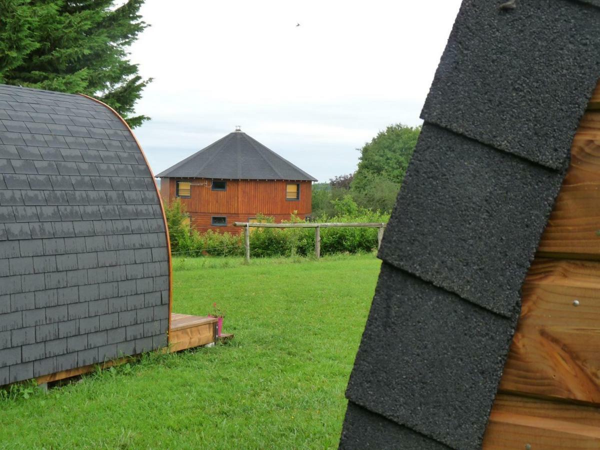 La Maison Ronde Et Ses 2 Cahutes Monthoiron Buitenkant foto